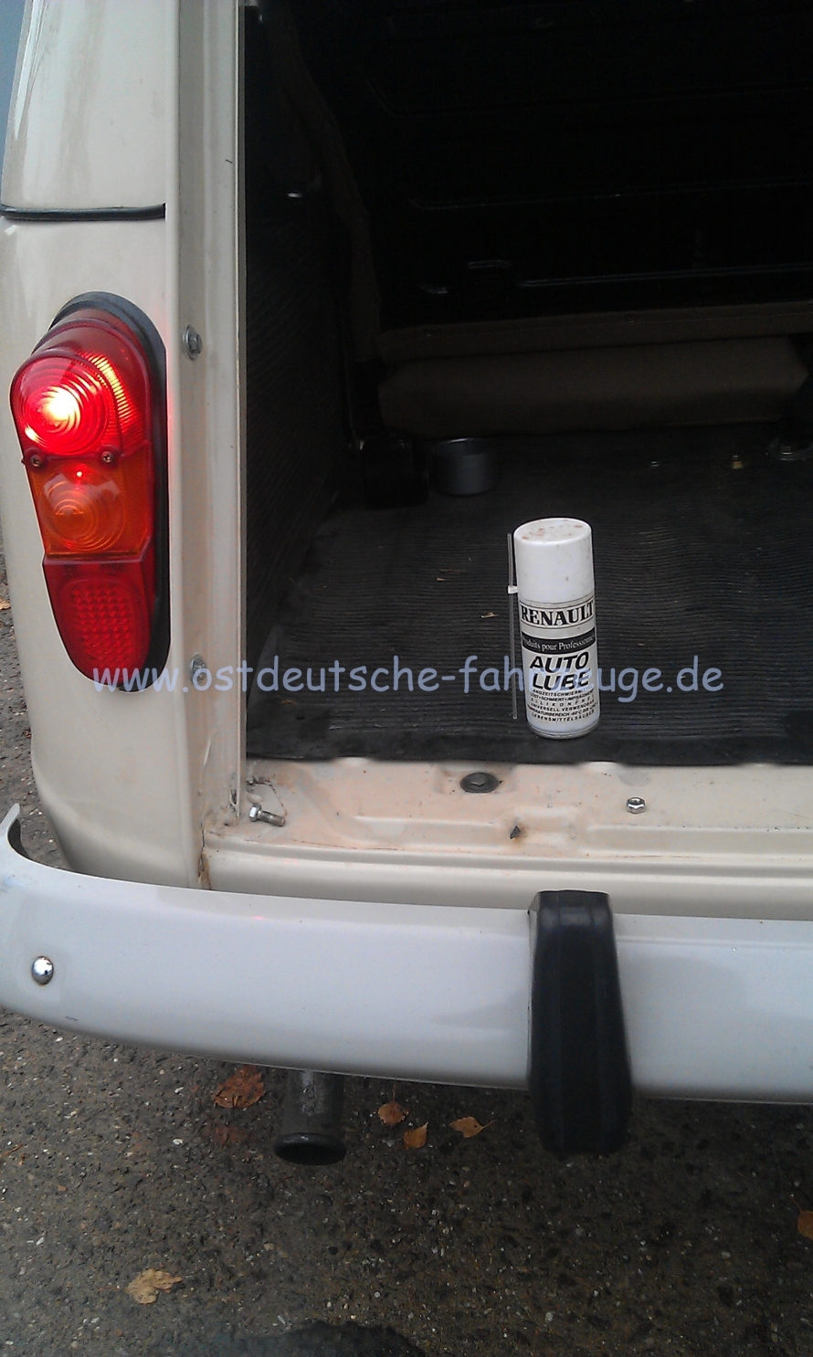 ... für das original-uralt-RENAULT-Sprühöl!