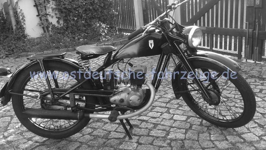 RT125 BJ1940-rechts