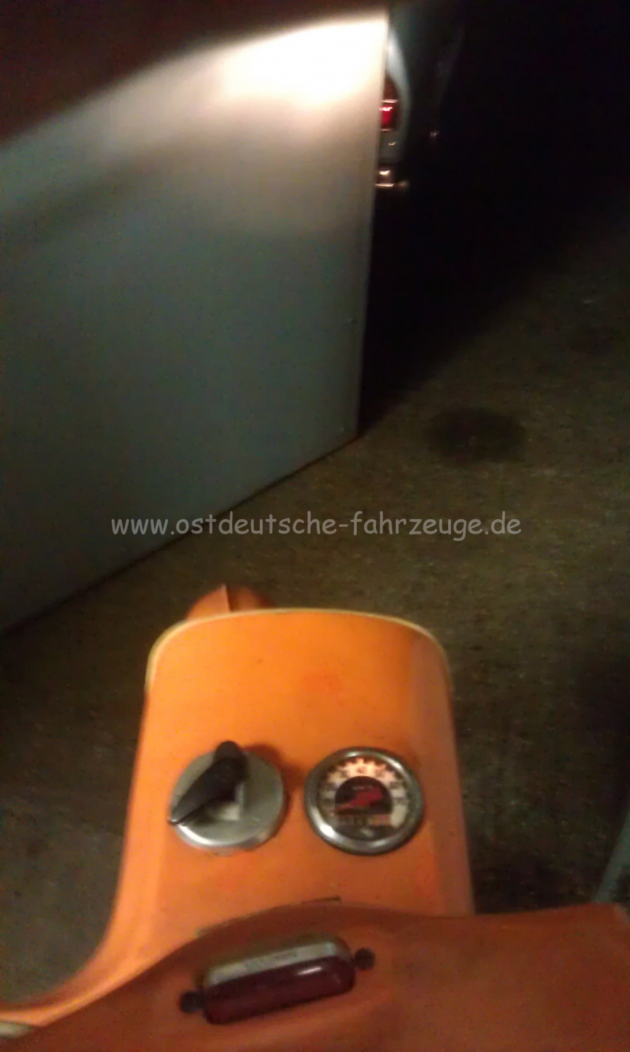 Danke Gunni, nu kann ick den Tacho ooch sehen, wenn et DUSTER ist...
