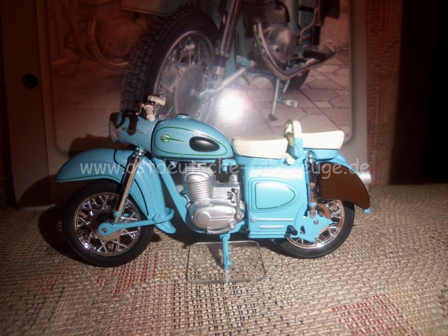 100_1073 [1600x1200].JPG