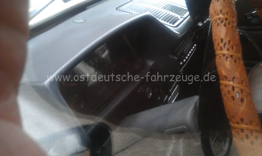 Sehr modern wirkendes &quot;Cockpit&quot;