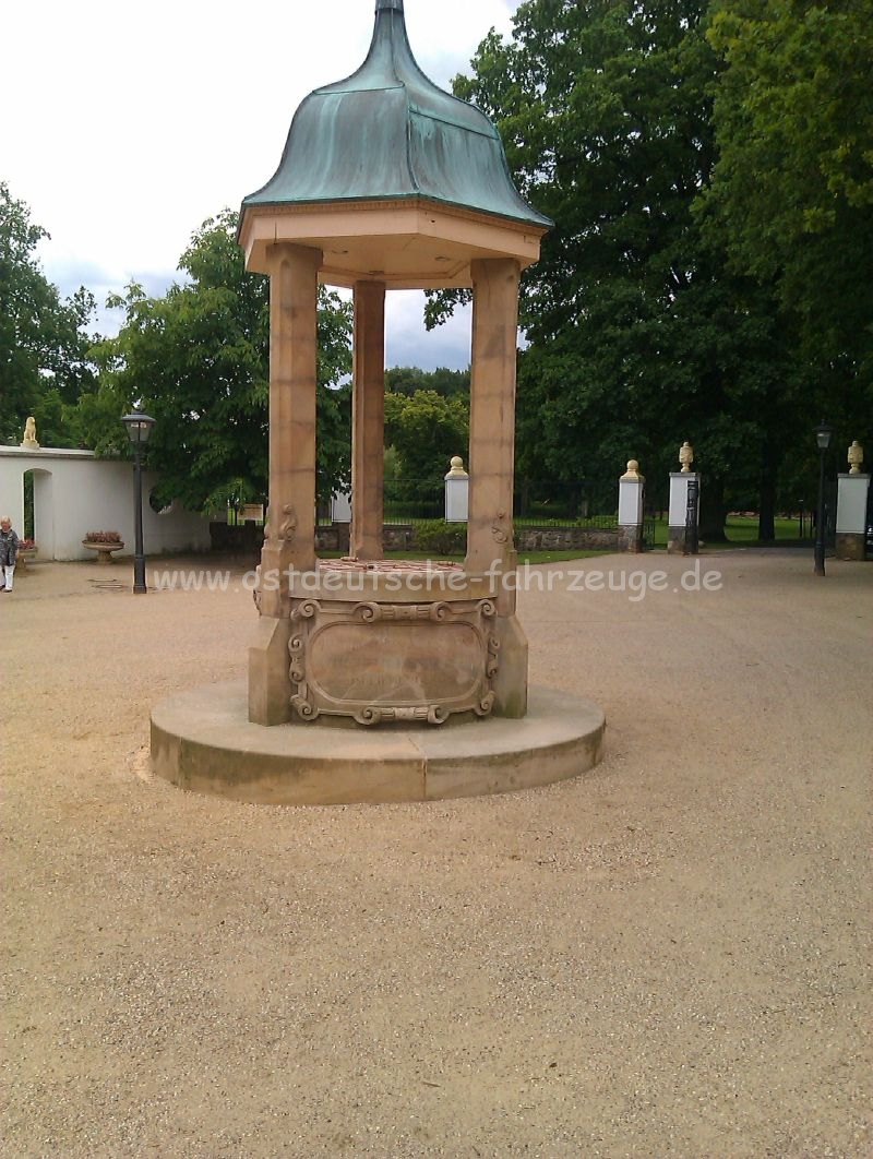 Der alte Brunnen, noch funktionstüchtig.