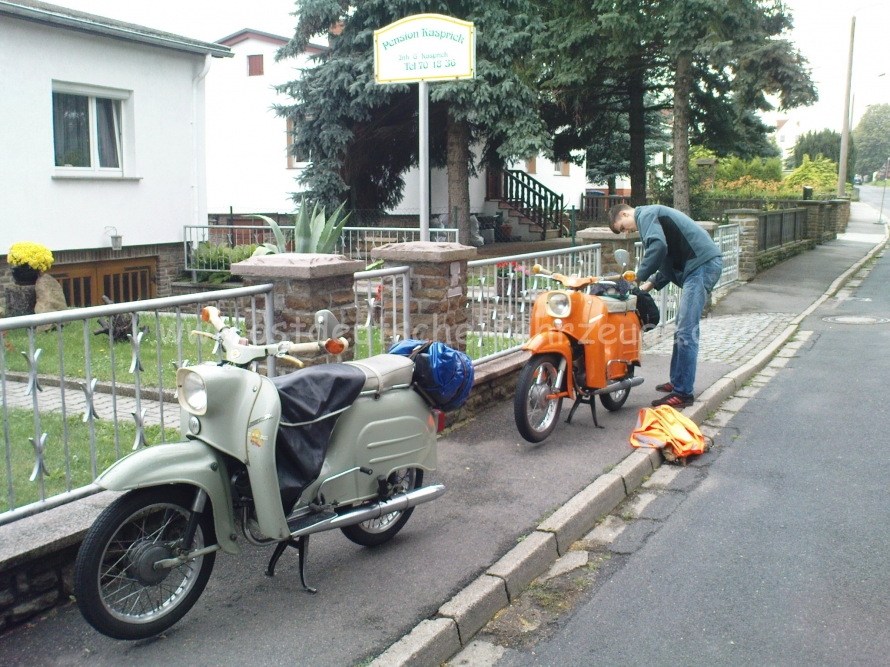 Zweiter Tag: Abfahrt nach Übernachtung in Döbeln.