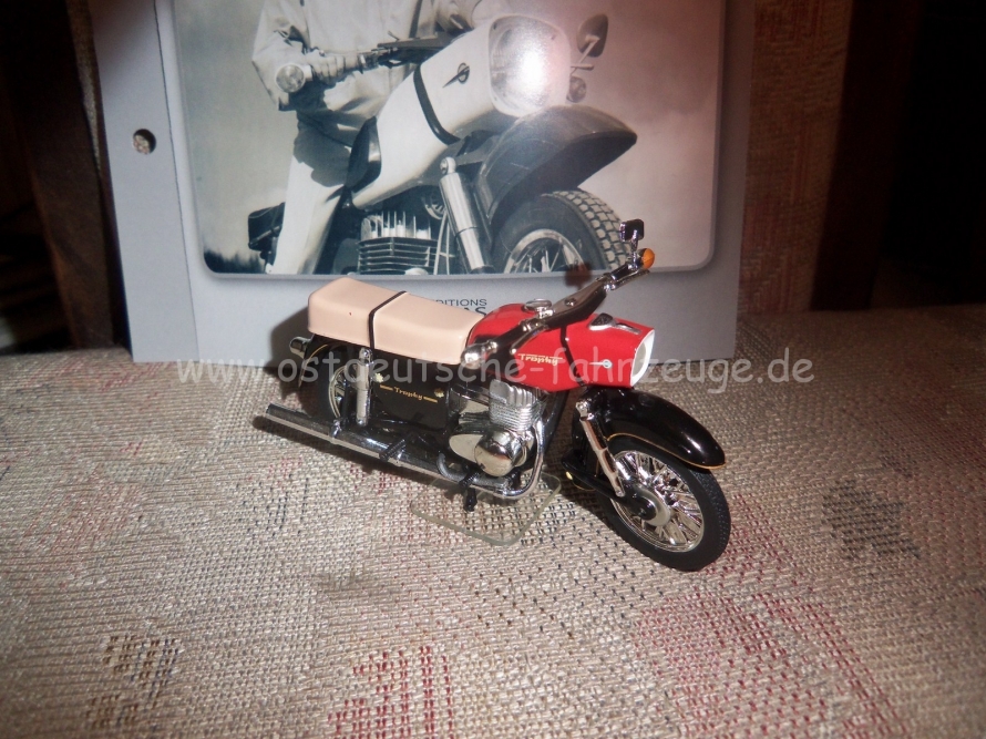 100_1385 [1600x1200].JPG