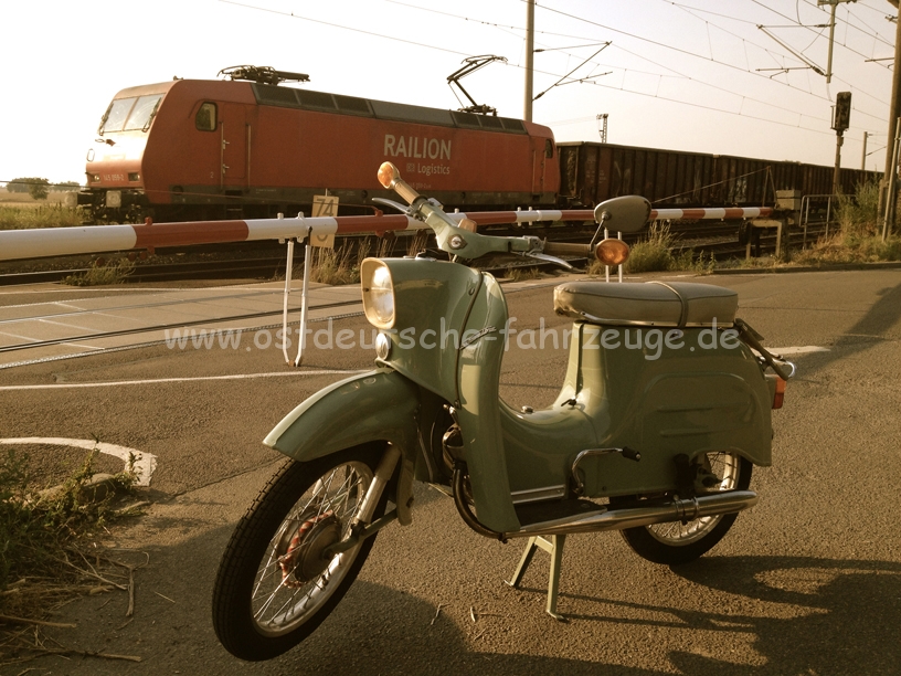 am Bahnübergang