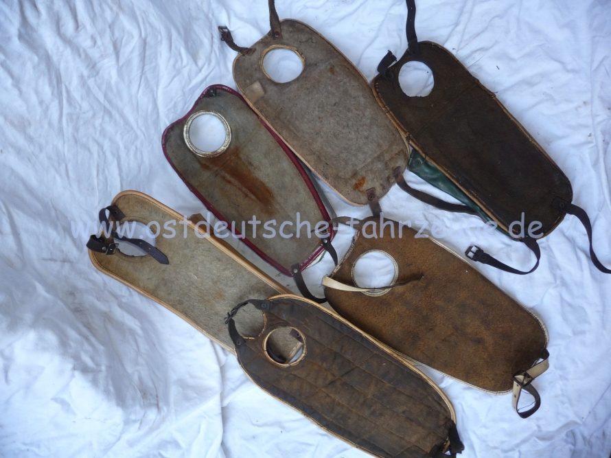 Die Rückseite ist mit Filz unterlegt, ausser bei dem SR1 Tankschoner, da ist es Stoff.