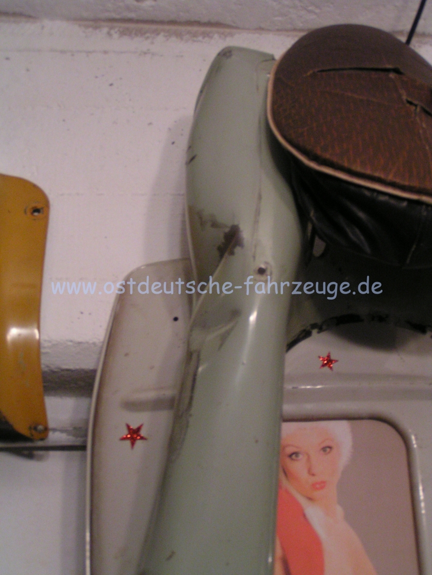 Das Knieblech nach dem Unfall.