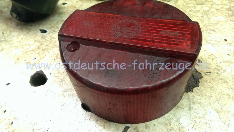Die Kleinkraftradbeleuchtung 120mm (ohne Kennzeichenbeleuchtung)