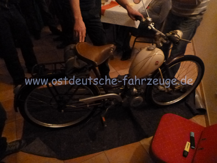 Möwe-Moped-Prototyp mit MAW _ Motor gab es am Freitag Abend