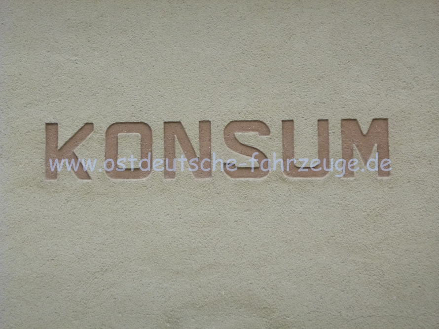 Die Wand des südlichsten Konsums der Welt.