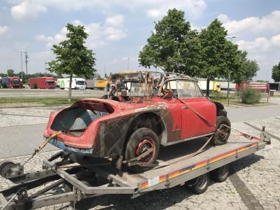 Interessantes Fahrzeug bei Dresden auf der Autobahn