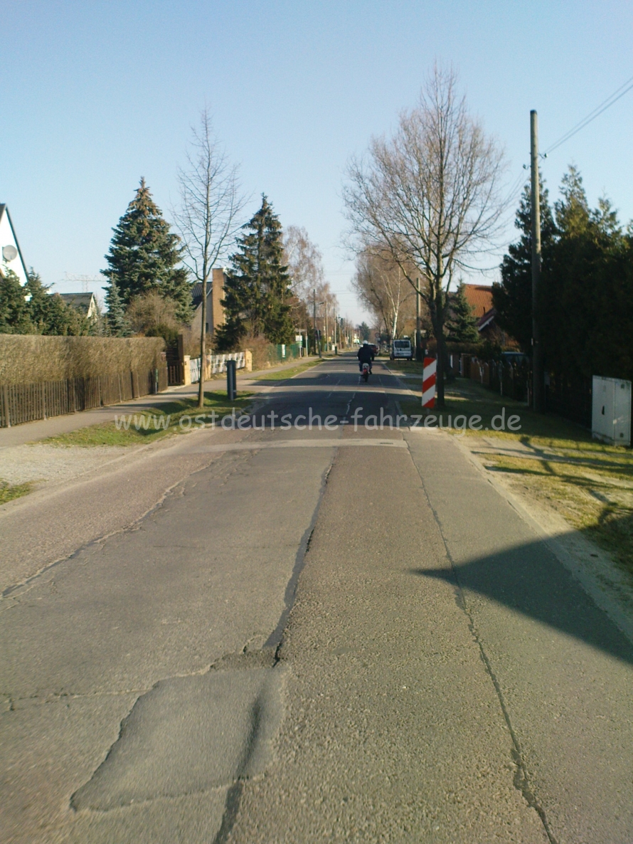 Abfahrt auf sehr freien Straßen.